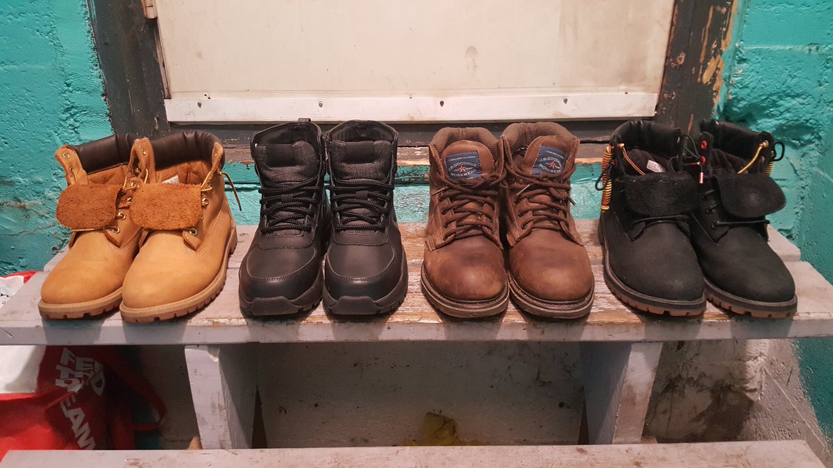 My daily Fall Season rotation 😎 I get some sneakers in there from time to time but kina risky LOL ! #bootseason #fallweather 🌬
#Nike #Timberland #JBGoodhue