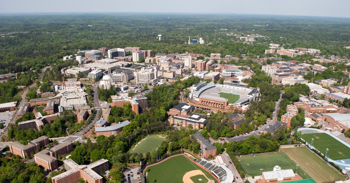 UNCCoalition's tweet photo. The independence of UNC Chapel Hill is in jeopardy due to partisan interference. Join us in preserving UNC's promise of Lux Libertas today! #SaveUNC https://t.co/sq3A5gbIxB https://t.co/9dwYIaN2pk