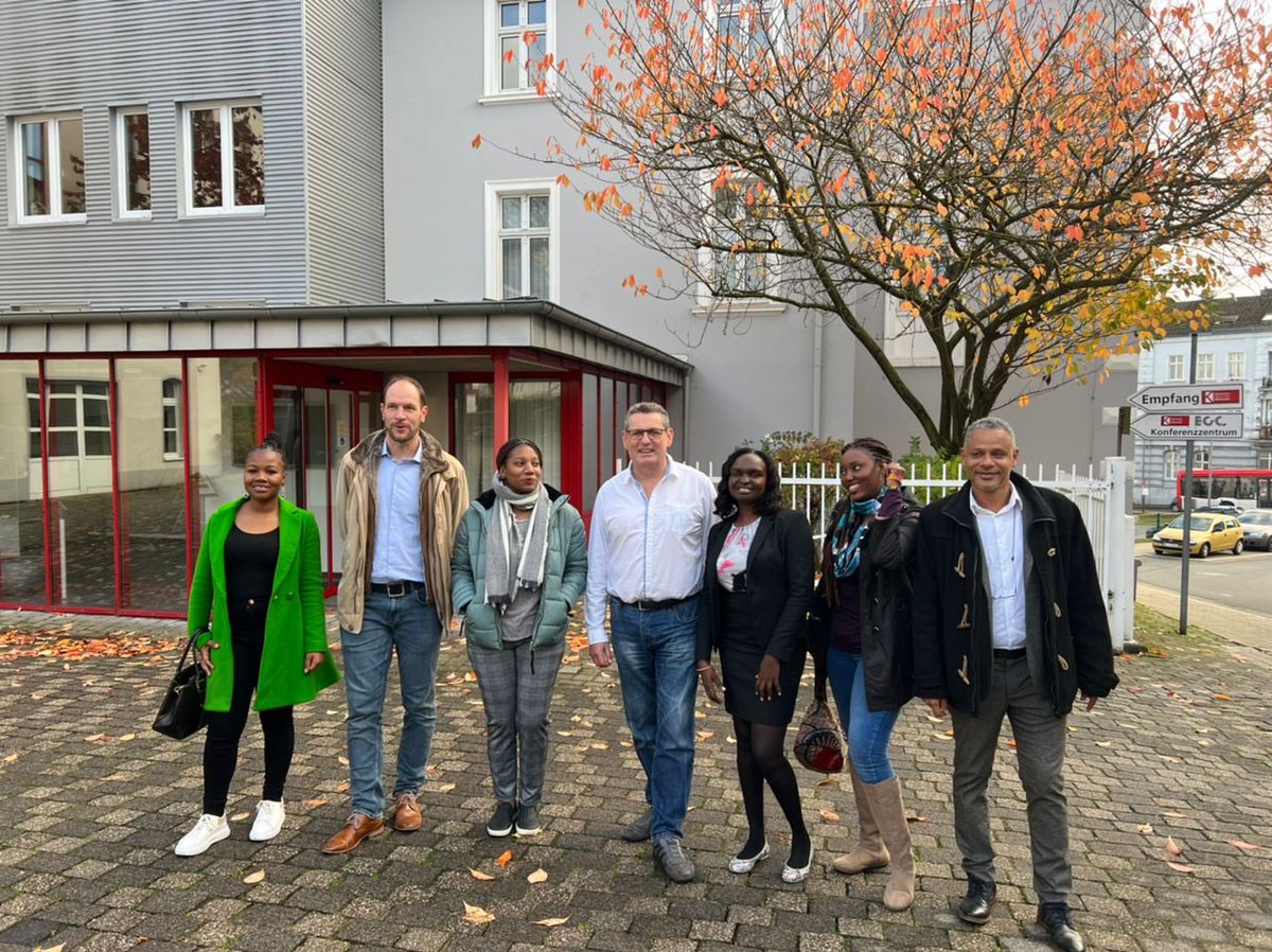 HUDEFO's tweet photo. “Learning never exhausts the mind.”
― Leonardo da Vinci
Thanks @giz_gmbh # Business Scout for Development,we had wonderful moment at @kimw_lued -plastic institute and see different plastics technologies.
@LydiaKoch_ @GermanyTanzania @U_Mahadi @Der_BDI 
#technology https://t.co/36iHR5VODp