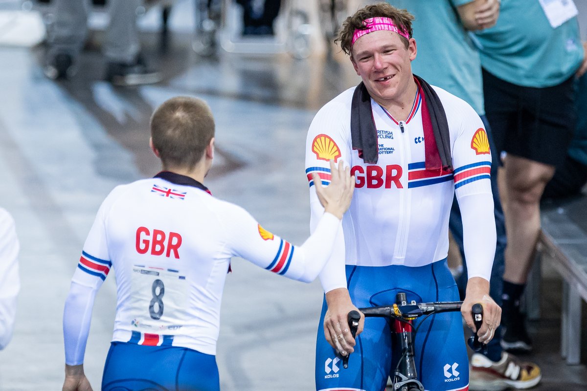 BritishCycling's tweet photo. 🏆WORLD CHAMPIONS🏆

It's back-to-back world titles for @neilfachie and @MattRotherham in the men's 1000m TT as they defend their title with a time of 59.921 seconds!

👏🌈👏🌈

#SQY2022 https://t.co/7pgpMk4HFW
