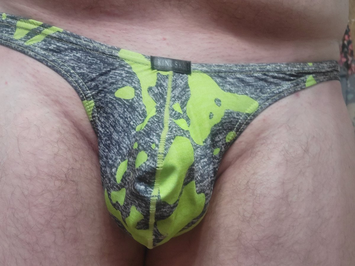 funcouple548's tweet photo. Happy Friday #nsfw #onlyfanscouple #onlyfans #thong #dadbod #shaveddick #comegetit #couple https://t.co/5N7TnJoHx6