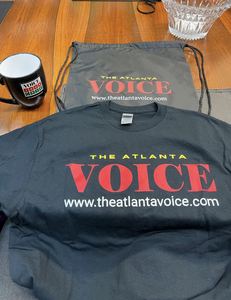 WalterReports's tweet photo. The @NABJ Board is holding its Fall meeting in Atlanta. Today, we made visits to @ajc @wsbtv @theatlantavoice @RollingOut @gpbnews @TEGNA @11AliveNews @ATLNewsFirst @CoxMediaGrp @AtlantaMagazine &amp; @FOX5Atlanta. This is what we’re about—advocating for fair &amp; diverse newsrooms. https://t.co/AO30F4EeIY