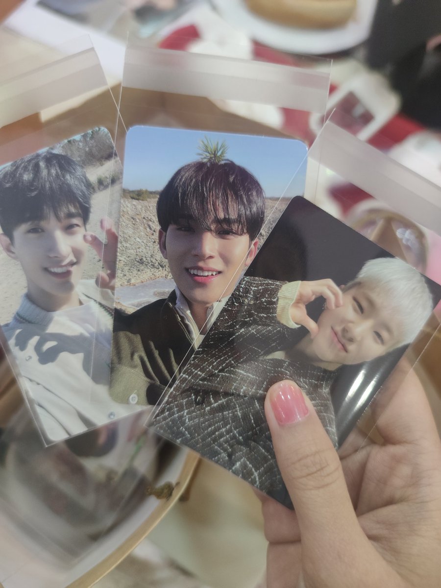 jjam_cart's tweet photo. . ⇢#jjam_mails ˎˊ˗ ꒰ 📎 ꒱
              from: @hallyupasabuyPH ☁︎°.•

　.｡.:*☆ very late feedback pero here u go!! haha hi po, thank u so much for these pcs!! 🥺🫶 dk horanghae haver so much hhh. tysm also for the patience po during dday hehe 💗 

#HallyuPasabuyProofs https://t.co/MpSGN4qhUF