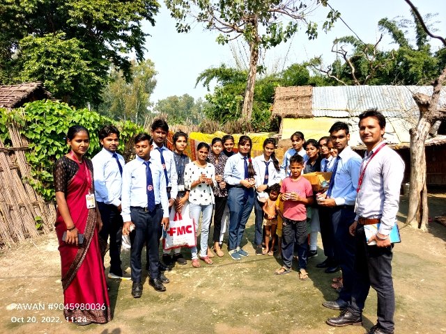 RudraFine's tweet photo. RUDRA INSTITUTE OF TECHNOLOGY
Fine Arts Department
"Ek Roshni Har Ghar" on the festival of Deepawali Hand made gifts were presented to the people by the Fine Arts Department @PMOIndia @narendramodi @myogiadityanath  @rashtrapatibhvn @UPGovt  @aajtak @ndtvindia https://t.co/f92TsKWmON