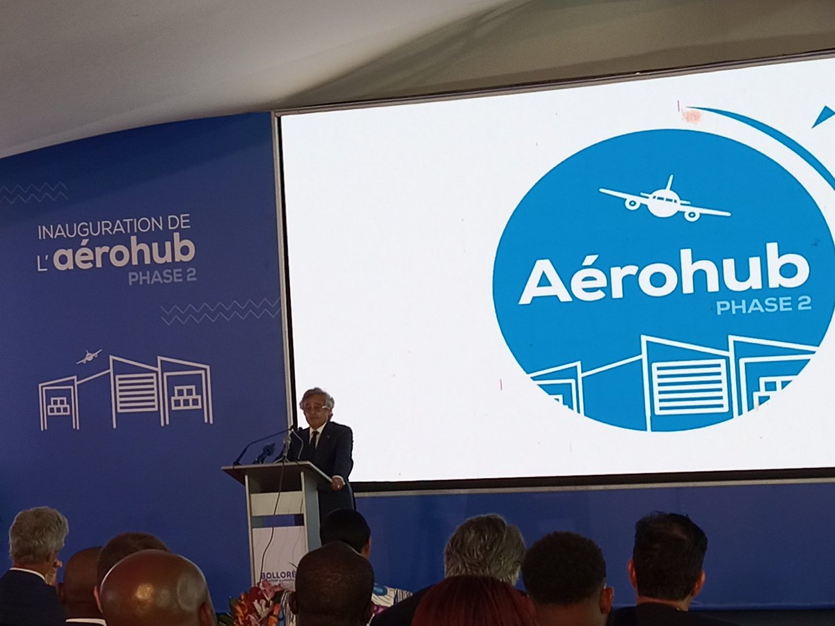 aboukam's tweet photo. #CIV l L'Aérohub de @BOLLORE_CI inauguré ce 21 octobre 2022 à Abidjan à une superficie totale est de 9000 m2, comprend une zone d'exploitation de 7500 m2 et 1500 m2 de bureaux modernes.
#Abidjan #bollore #transport #logistics #aerohub https://t.co/7Ug7hH8VLD
