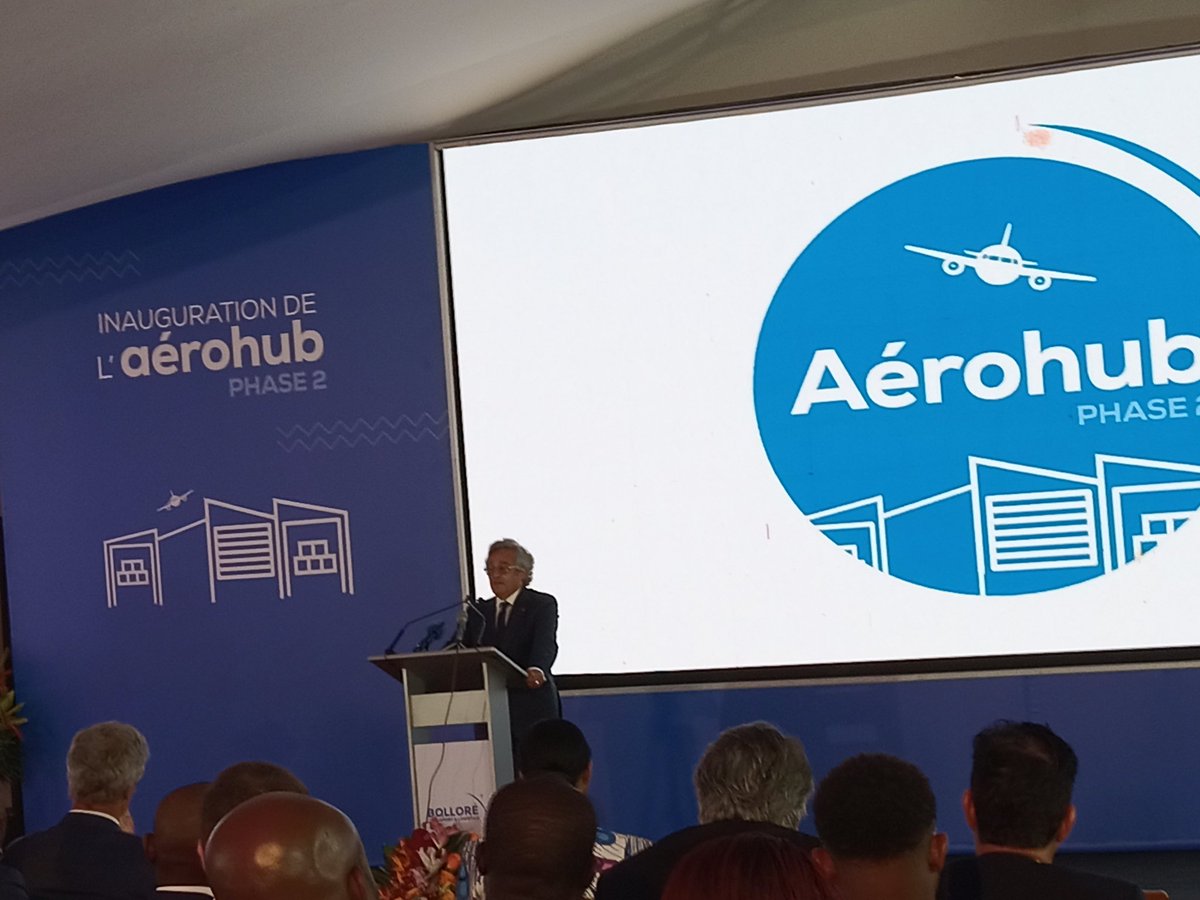 aboukam's tweet photo. #CIV l L'Aérohub de @BOLLORE_CI inauguré ce 21 octobre 2022 à Abidjan à une superficie totale est de 9000 m2, comprend une zone d'exploitation de 7500 m2 et 1500 m2 de bureaux modernes.
#Abidjan #bollore #transport #logistics #aerohub https://t.co/7Ug7hH8VLD
