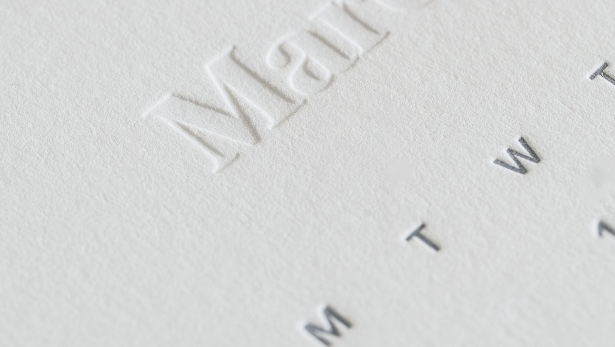 appointedco's tweet image. Minimalism at its finest ✨ Designed to pair with our reusable Acrylic Desk Calendar, the Desk Calendar Cards feature a clean layout letterpressed by hand on 100% pure cotton paper. l8r.it/hByn