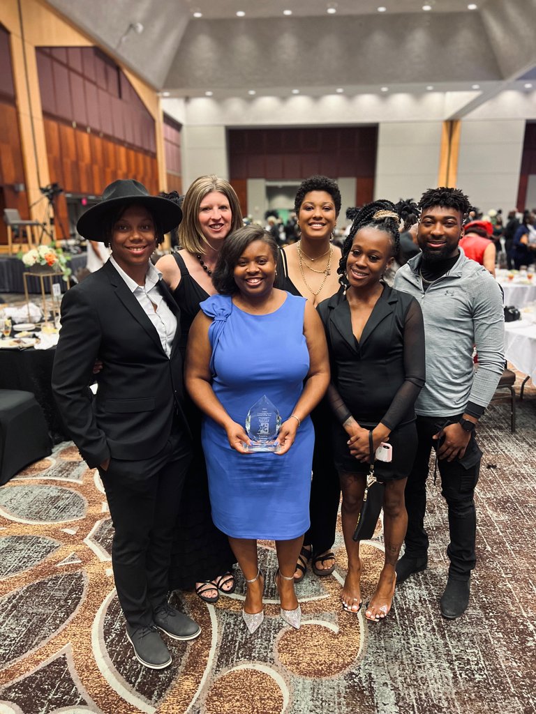BBBSEMO's tweet photo. Celebrate Tashanna Stanciel, our #BigFutures Exec Director Alumni Mentoring, for being named @SEMissouriState’s Community Based Partner of the Year! @StLouisAmerican's #SalutetoExcellence. She inspires so many by her work with  #BBBSEMO alumni little brothers and sisters. https://t.co/d1upaJVJNp