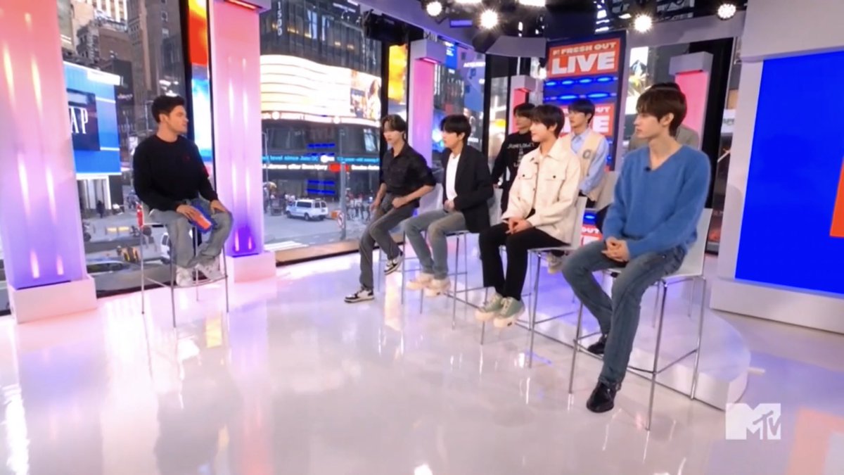 ENHYPEN UPDATES on Twitter "[PHOTO] 221022 ENHYPEN’s interview on MTV
