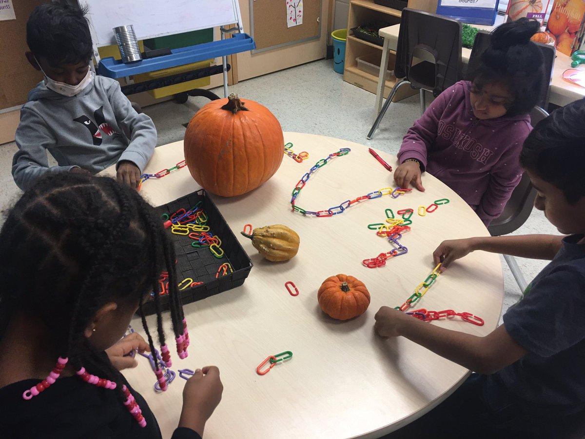 K1Fairlawn's tweet photo. Fall season bring the Pumpkin. This week we had so much fun way learning with pumpkins. We measured our pumpkins. Ask us what and how we measured our pumpkins. https://t.co/RfSbZOZlRc