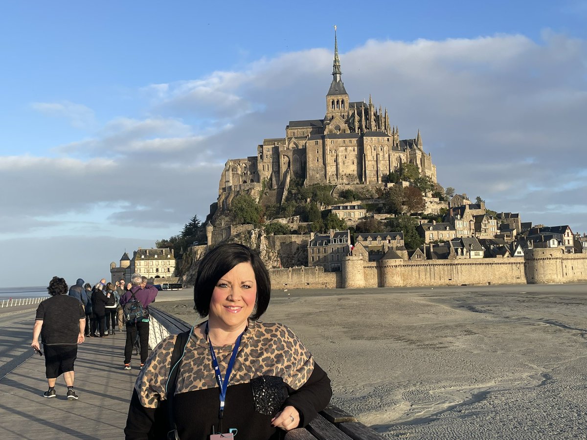 KimberKGTTU's tweet photo. Spent the day visiting Mont St. Michel and the cathedral in Chatres. Breathtaking is an understatement. https://t.co/UtwBjw8lt5