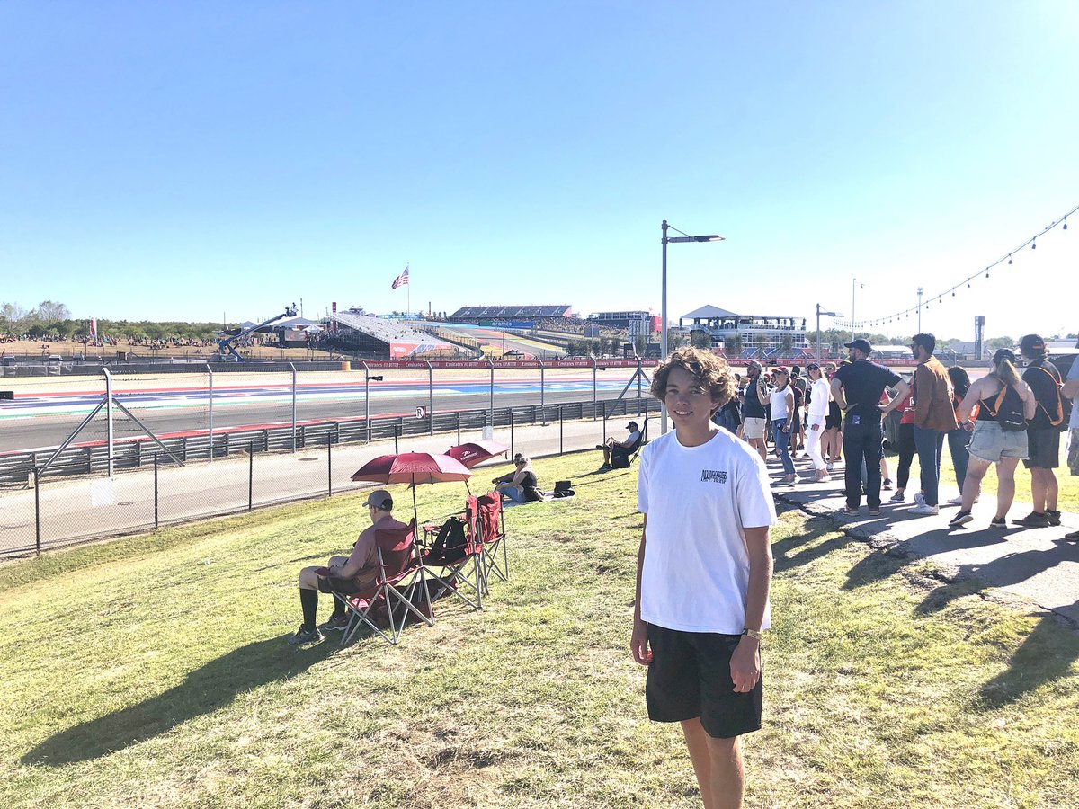 suzannej3's tweet photo. @redbullracing No better way for our son to spend his 16th birthday than at @COTA for his first F1 race! https://t.co/vbz3vvA88W