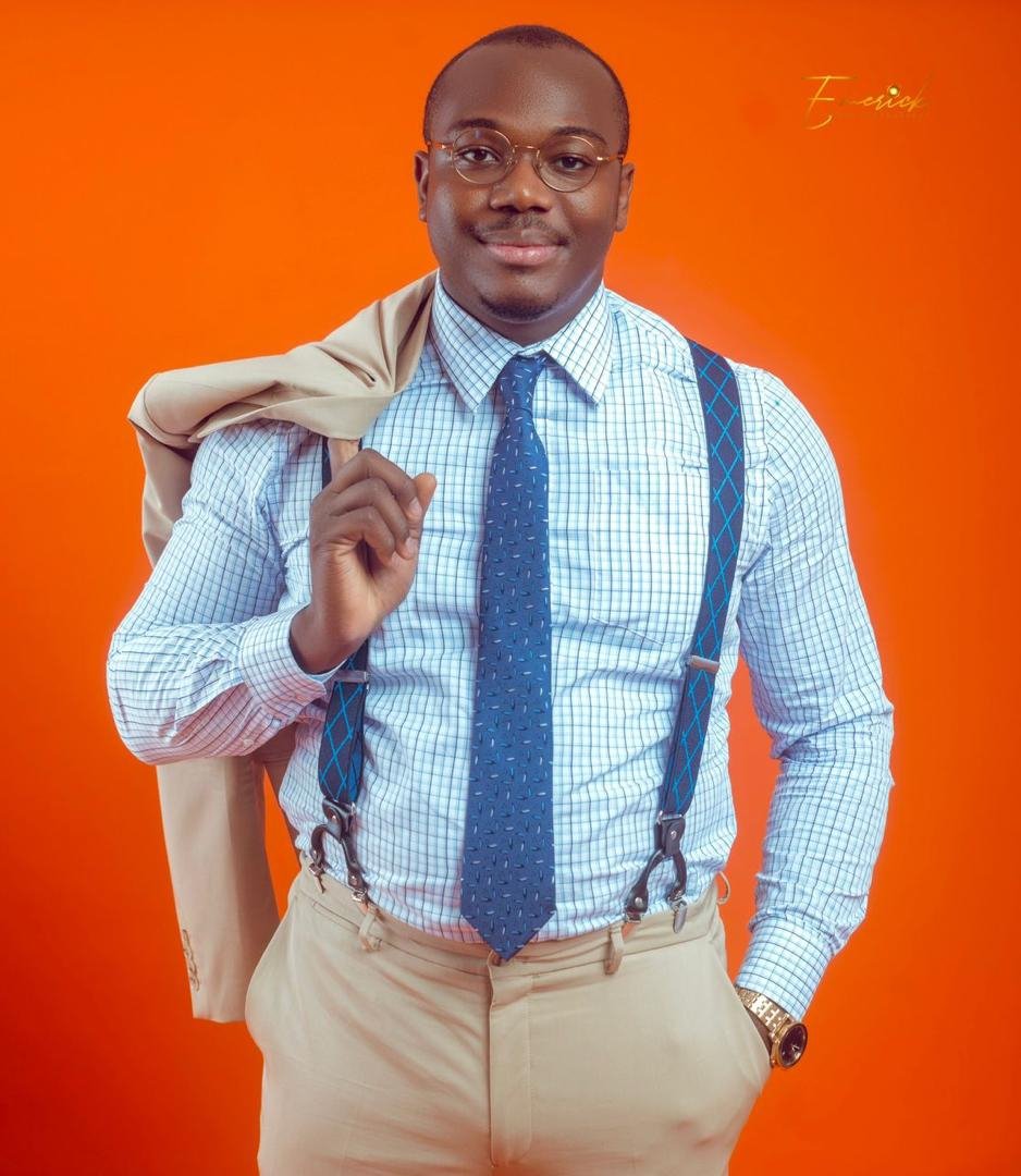 SogodoSteven's tweet photo. On n'est pas parfait📌

Du moment où le but n'est pas la perfection, mais la tolérance de l'imperfection, nous prenons actes de nos défauts, de nos manquements et travaillons à être continuellement une meilleure version🔄

Point levé ✊.Rendez-vous au Sommet ⬆️

#TgTwittos #Benin https://t.co/RpSzNOKbrS