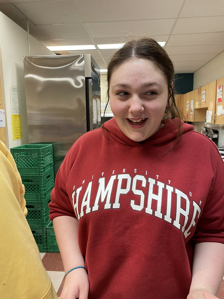 Ms Tissel tweet media