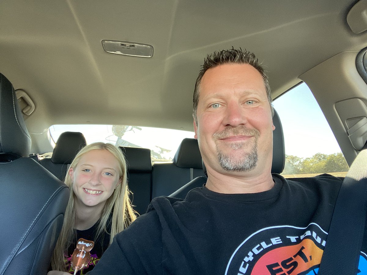 OKCKawboy's tweet photo. Just a couple of goofballs spending the weekend together out of state!
โค๏ธ #DaddyDaughterWeekend โค๏ธ https://t.co/H61Ozvy8pY