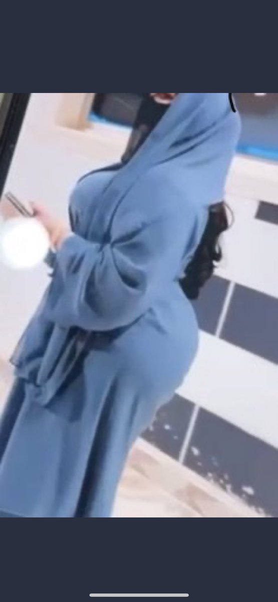 🙍🏻‍♀️:صورني ياولدي وانا على هالوقفه
🙇🏻‍♂️:يمه ليش تبين بالشكل هذا
🙍🏻‍♀️:بدزها لخالاتك يشوفون جسمي يوه اقصد كشختي ههه
🙇🏻‍♂️:طيب وقفي جنب اكثر 
🙍🏻‍♀️:هاه صورني 
🙇🏻‍♂️:رزيها شوي يمه
🙍🏻‍♀️:هههههه والله وطلعت تفهم بالتصوير دزها لي لاتحفظها عندك انتبه ههههه
🙇🏻‍♂️: لا يمه بشوف وامسحها &gt;يبي يجلخ😂

#ديوث_بدوي