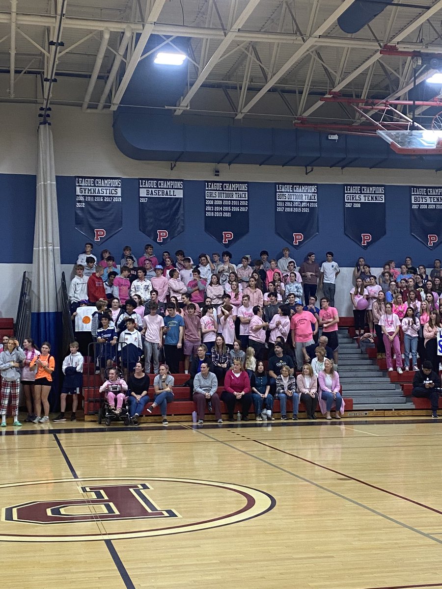 MsKniffen tweet media