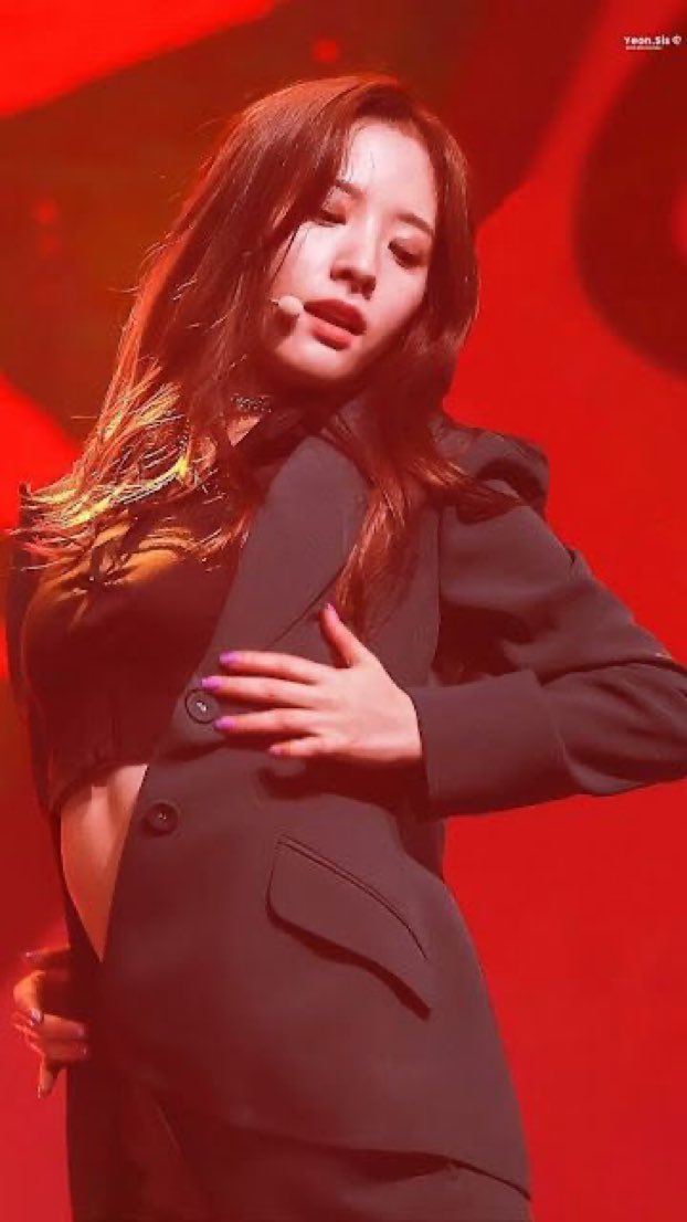 bona pics 🍒 tweet media