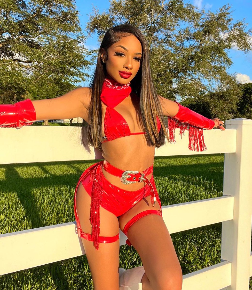 Kitty. 🐱 (RP Account) tweet media