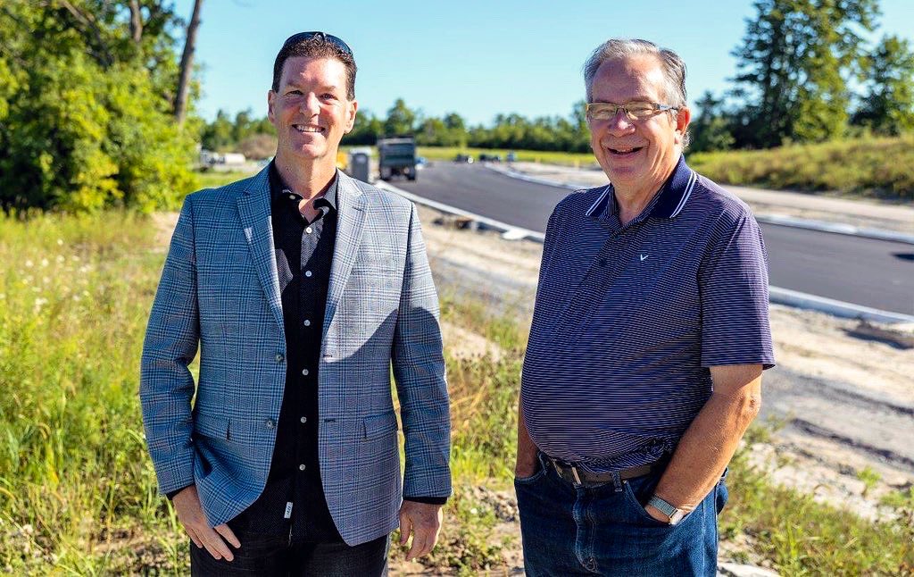 We have had the pleasure to host <a href="/CityPtbo/">City of Peterborough</a> Council candidates

👉🏽Henry Clarke (mayor), 
👉🏽@kevin4otonabee (Ward 1)
👉🏽<a href="/JeffLealPtbo/">Jeff Leal</a> (mayor) 

at Cleantech Commons - where we are supporting clean, green &amp; low-carbon innovators &amp; helping student inventors make an impact on the world
