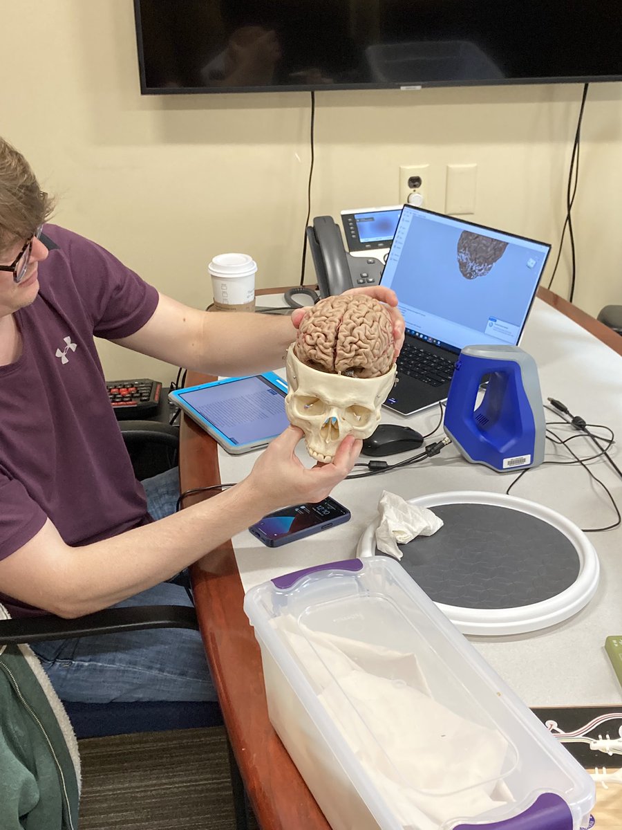 Working together with PSU anthropology and biology to 3D scan real bones, organs, and more! 
<a href="/PSU_Anthro/">Penn State Anthropology</a> <a href="/PennStateBio/">Penn State Biology</a> 
#3dscanning #pennstate