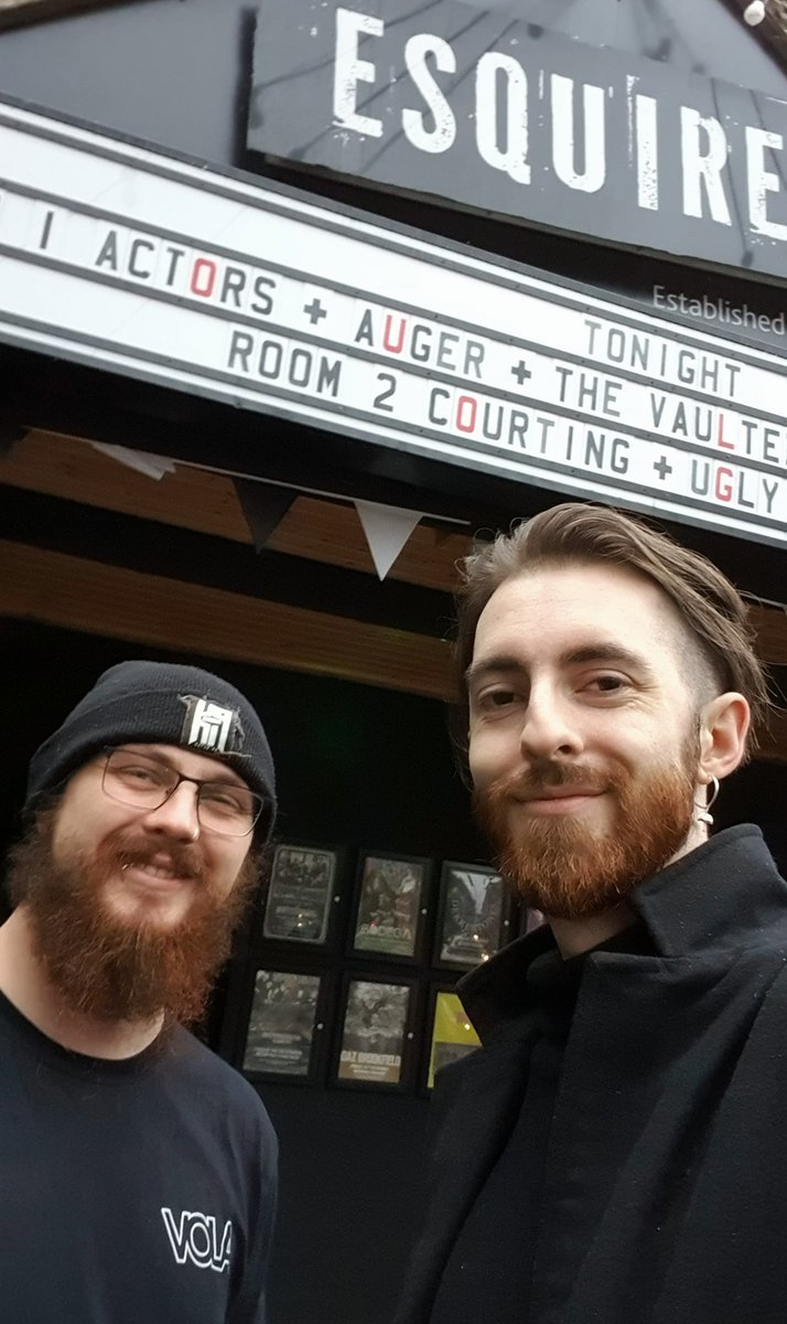 AugerOfficial's tweet photo. <i> @BedfordEsquires #Bedford we are in you.....dry! ;-) #Auger @ACTORStheband @TheVaultedSkies @IAmVanillaSugar @Francis93503945 #ontour #keepmusiclive #dontstayin <i> https://t.co/CgXywT6SS8