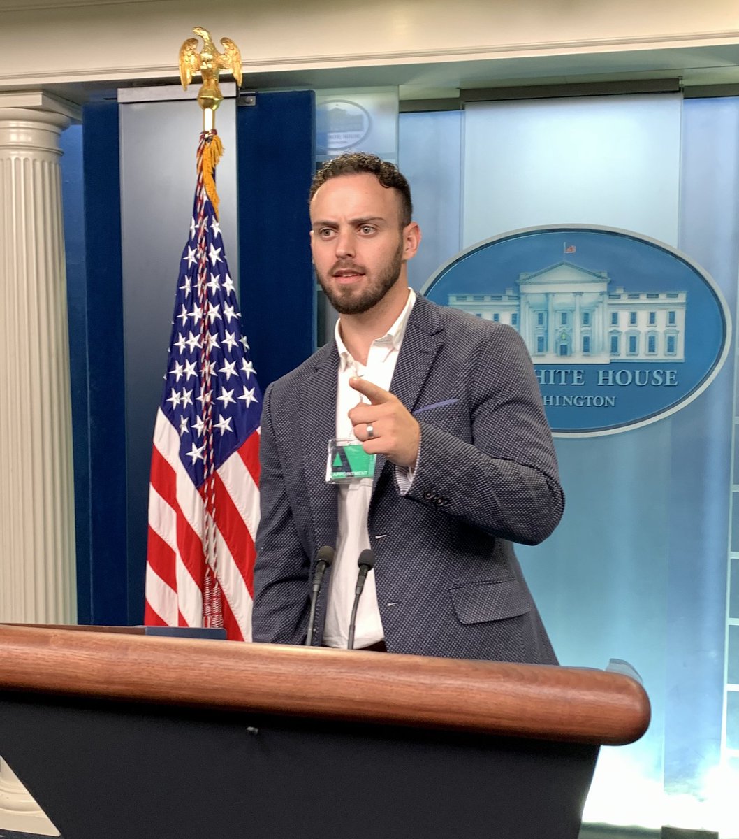 White House briefing turns explosive as Jordan Meisalas weighs into divisive candy corn debate. cc: @meidasjordy