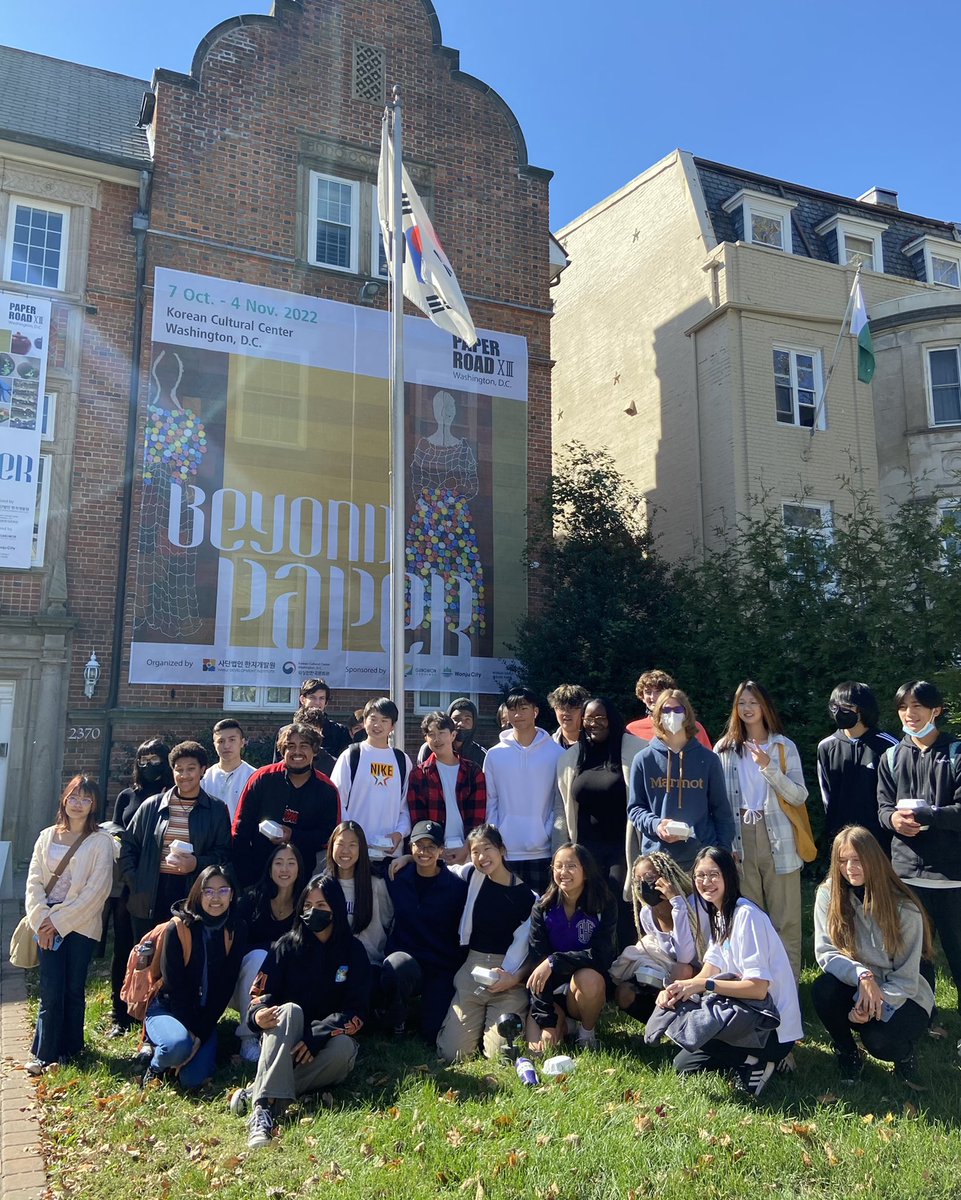 JShinAP's tweet photo. Fun day in DC visiting the @KoreaCultureDC and @GWTextileMuseum , soaking in Korean history, earning about Korean pop culture, and making kimbop. #ChantillyAcademy #ChantillyHS #Korean1 #Korean2 #Korean3 https://t.co/Emz9DrzcXb
