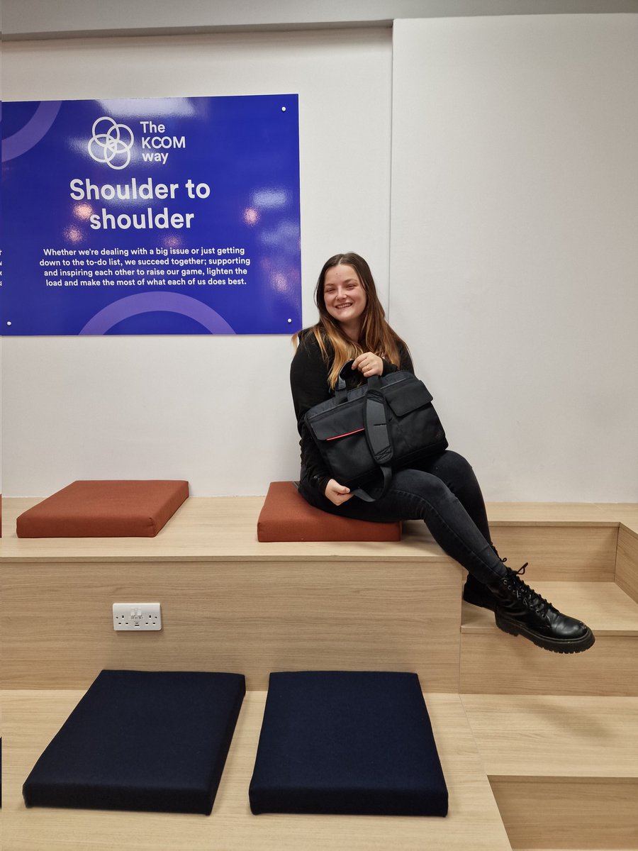 Big shout out to KCOM for donating a laptop, computer and other amazing technology!
We are so extremely grateful 🐾 #kcom #wolfpacktheatre