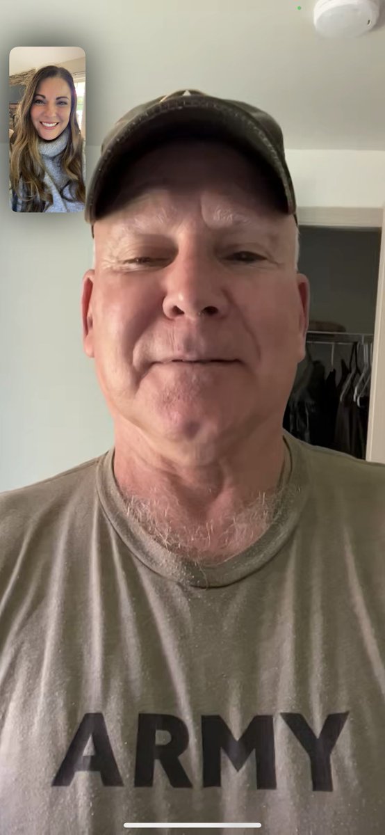 KristinSalvi191's tweet photo. As part of @ATT's #DayofConnection, I took a few mins to connect with my fav #ArmyVeteran. My Dad has served 2 combat deployments in Vietnam & Iraq, recv'd 2 Purple Hearts, 2 Bronze Stars & Combat Infantryman’s Badge. #Proud #ATTVeteransConnect #LifeAtATT @ATTVeteransERG https://t.co/TOt3I7mHK1