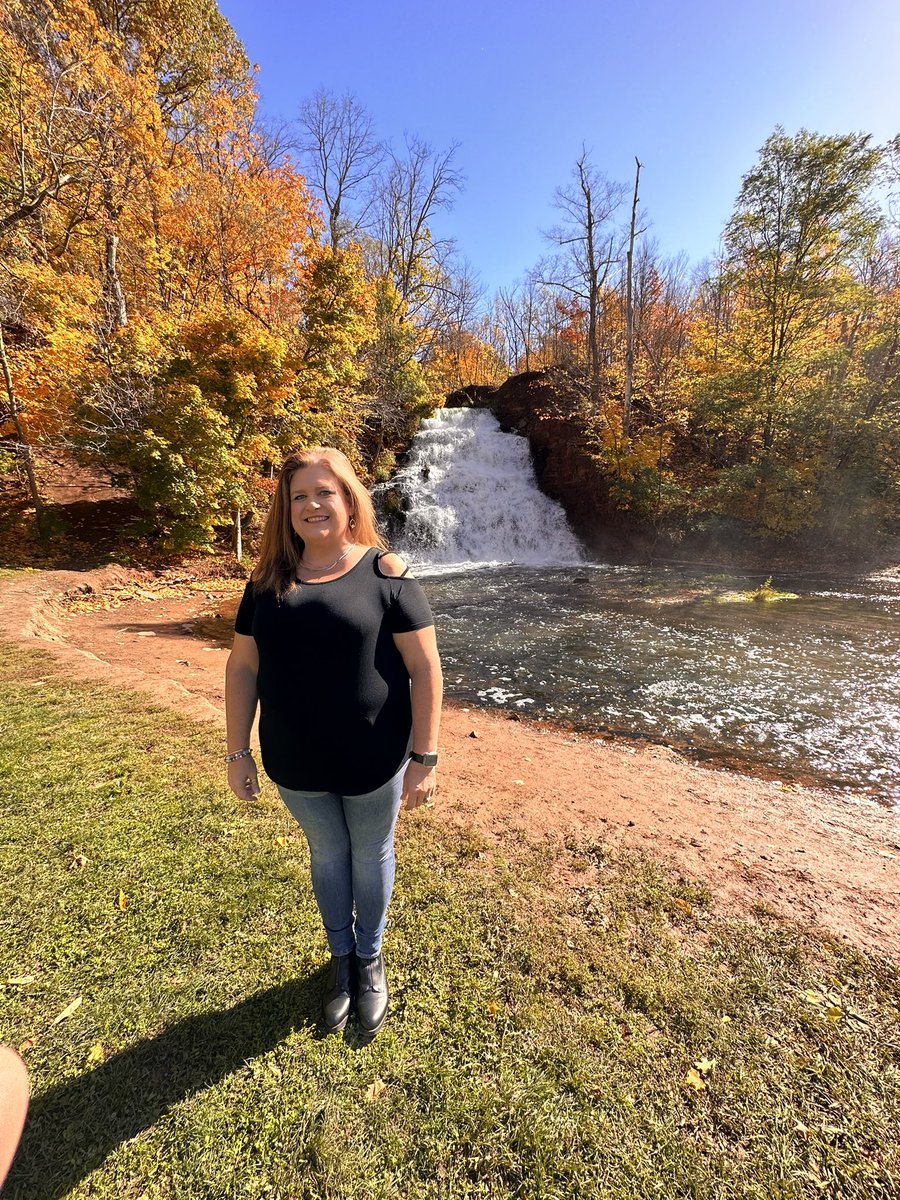 heatherlc1972's tweet photo. Something I don’t see in Florida, it was finally a nice day to not have to bundle up https://t.co/nXIxrwtuXN