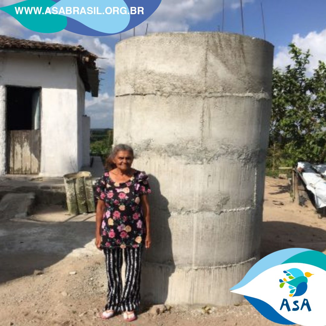 “Tem ano que chove bastante e quanto mais reservatório para guardar a água, melhor será para superar o período da estiagem” (Anunciada Flor - PB).
Cisternas, um direito que foi tirado do povo do Semiárido pelo presidente Jair Bolsonaro.

asabrasil.org.br/noticias?artig…