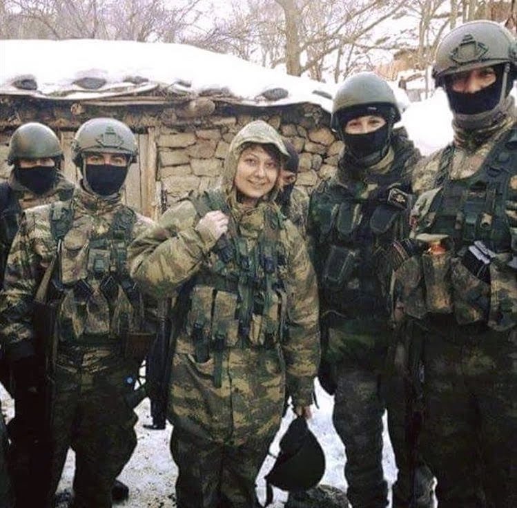 “And içtik bir kere, yoldan caymak ve pes etmek korkakların işi.”