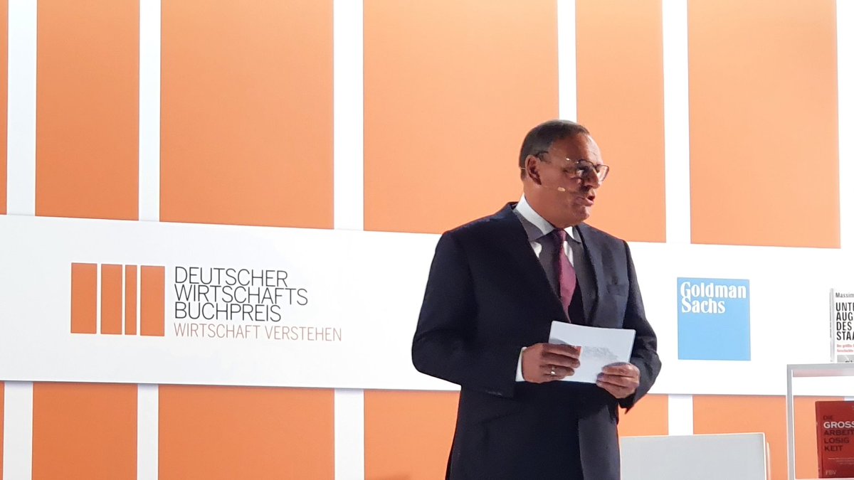 Hans-Jürgen Jacobs, Handelsblatt: "Bücher erschließen uns fremde Welten und machen sie zu unseren eigenen."