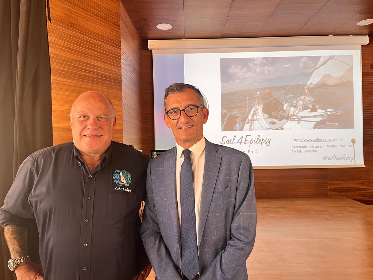 Cette après-midi, le @AgadirLycfranc a accueilli une conférence sur l'#épilepsie par le neuroscientifique  Philip Haydon de <a href="/TuftsUniversity/">Tufts University</a> pour impliquer le lycée dans son projet <a href="/sailforepilepsy/">Sail for Epilepsy - Phil Haydon</a>. + d'info sur ce lien ⬇️ 
linkedin.com/feed/update/ur…
#Agadir #Maroc #OSUI