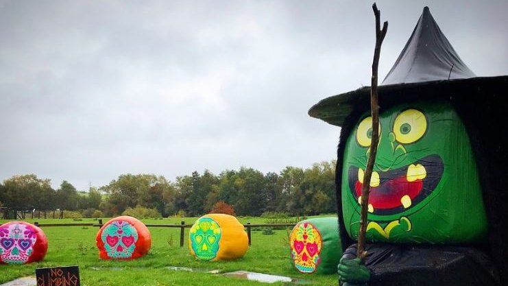 familymanc's tweet photo. 30+ things to do with kids in Manchester this Halloween and October half term 🧹🎃👻🦇🕷️
https://t.co/3z78qIptw3 #HalfTerm #octoberhalfterm #Halloween https://t.co/Oglc8w4lnC