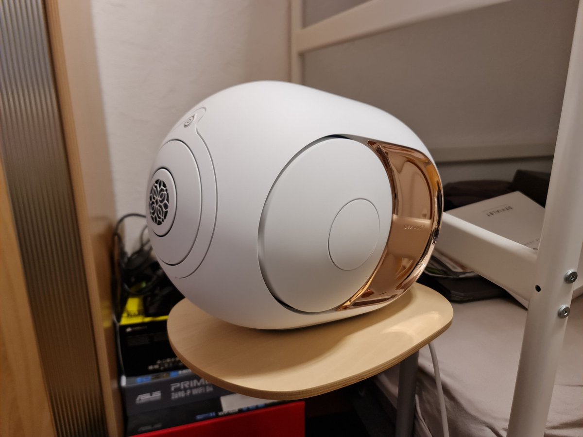 MathieuAR_FR's tweet photo. I bought this thing, noise complaint generator but the sound is amazing! https://t.co/dmafd6Xmbf
