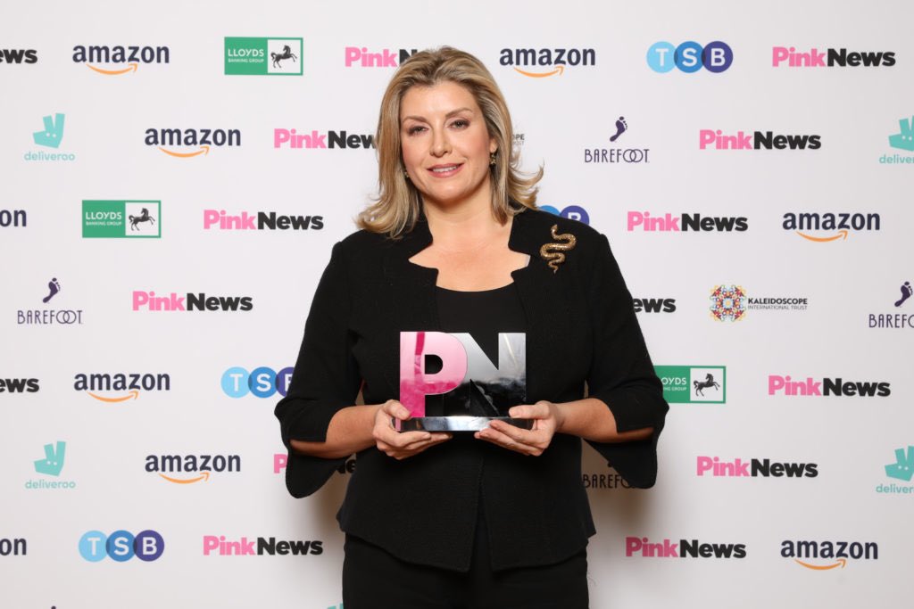 RedPill_Sports's tweet photo. @PennyMordaunt @StandingforXX @lotuseaters_com https://t.co/qvj9rw366N