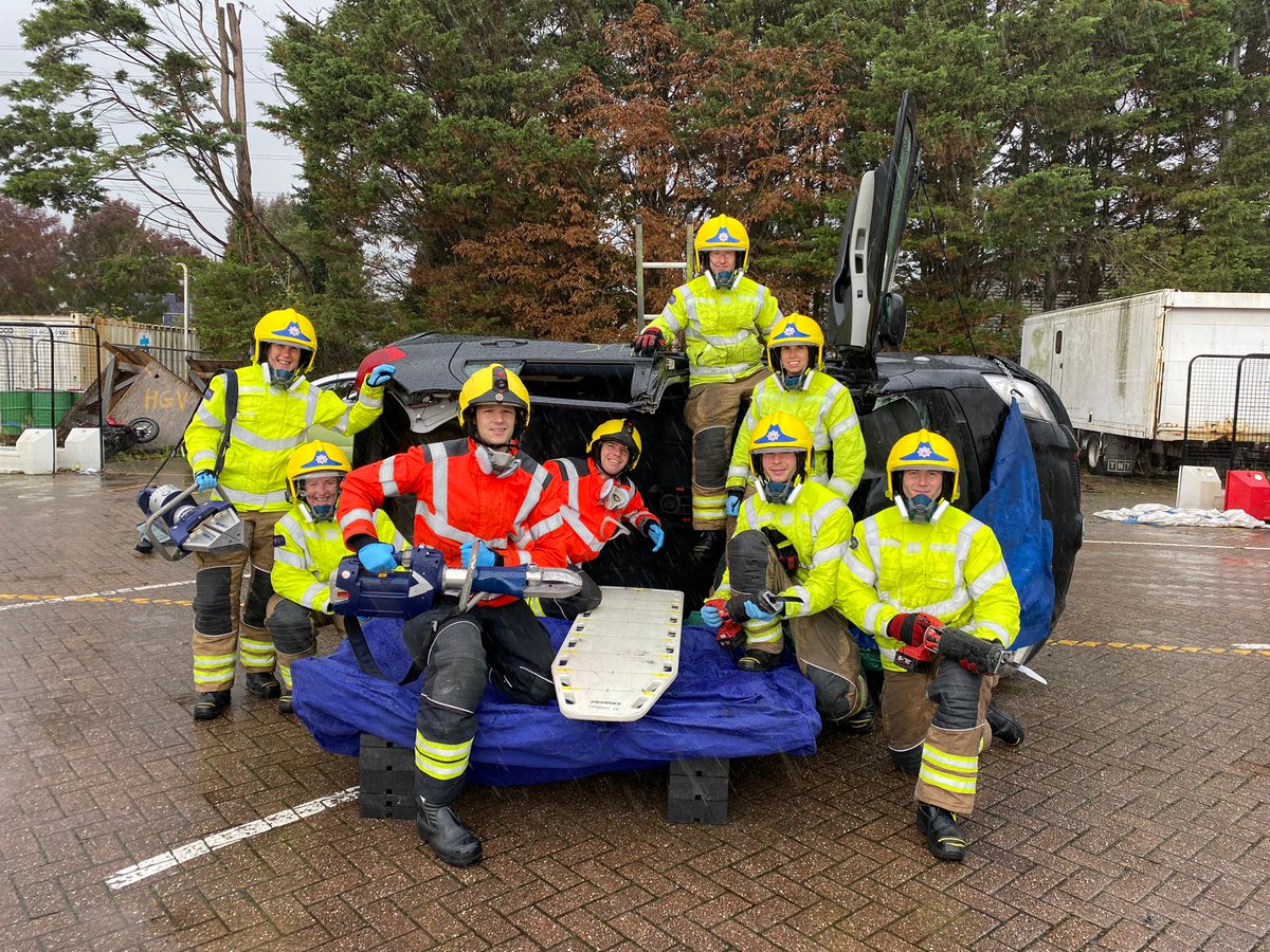 HIWFRS_LandD's tweet photo. A wet days training but lots learnt by our Trainees during their last day of #RTC input. #TeamGame #CasualtyCentered #SpaceCreation https://t.co/RaLJmh505s