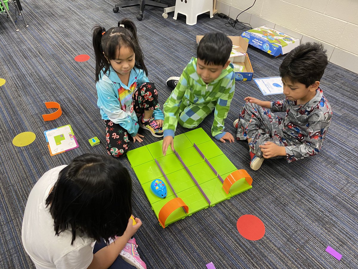 Hayley Rubin tweet media