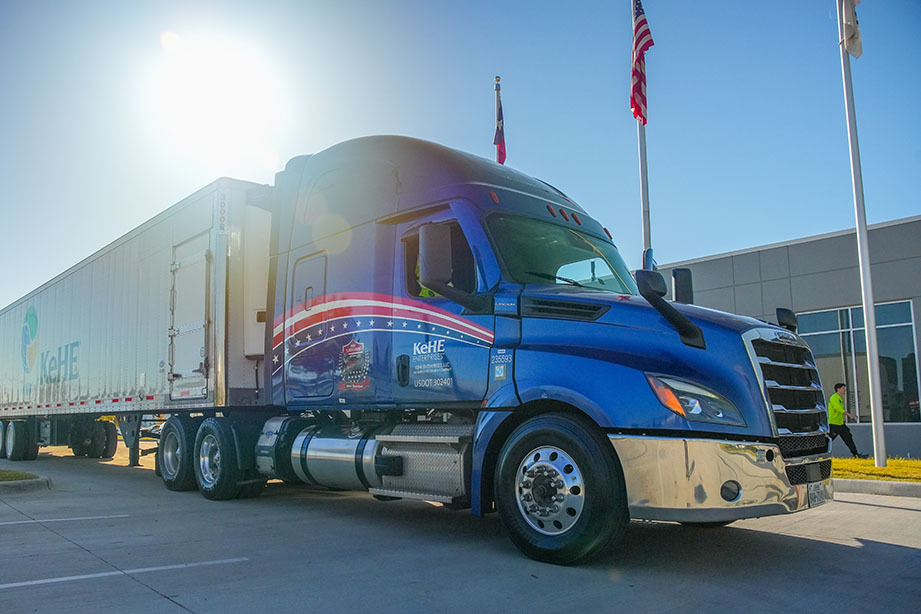KeHECareers's tweet photo. Our #drivers not only thrive through competitive pay &amp; benefits from day one, they also feel valued &amp; supported on a personal level. We offer confidential employee assistance programs, plenty of opportunity for rewards, recognition &amp; great safety perks. https://t.co/DcWWx2BhLb https://t.co/5n91TKq2iR