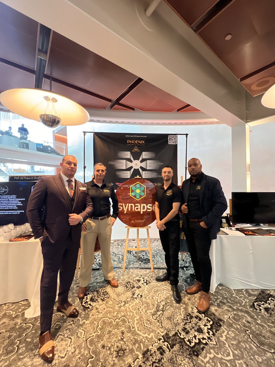 phoenixinnofl's tweet photo. Launch of Phoenix Portfolio Partners at @SynapseFL 🙌

#InnovationSummit #synapsesummit #innovationliveshere #synapsefl #BusinessNews #businessdevelopment https://t.co/VgIIPVIJY1