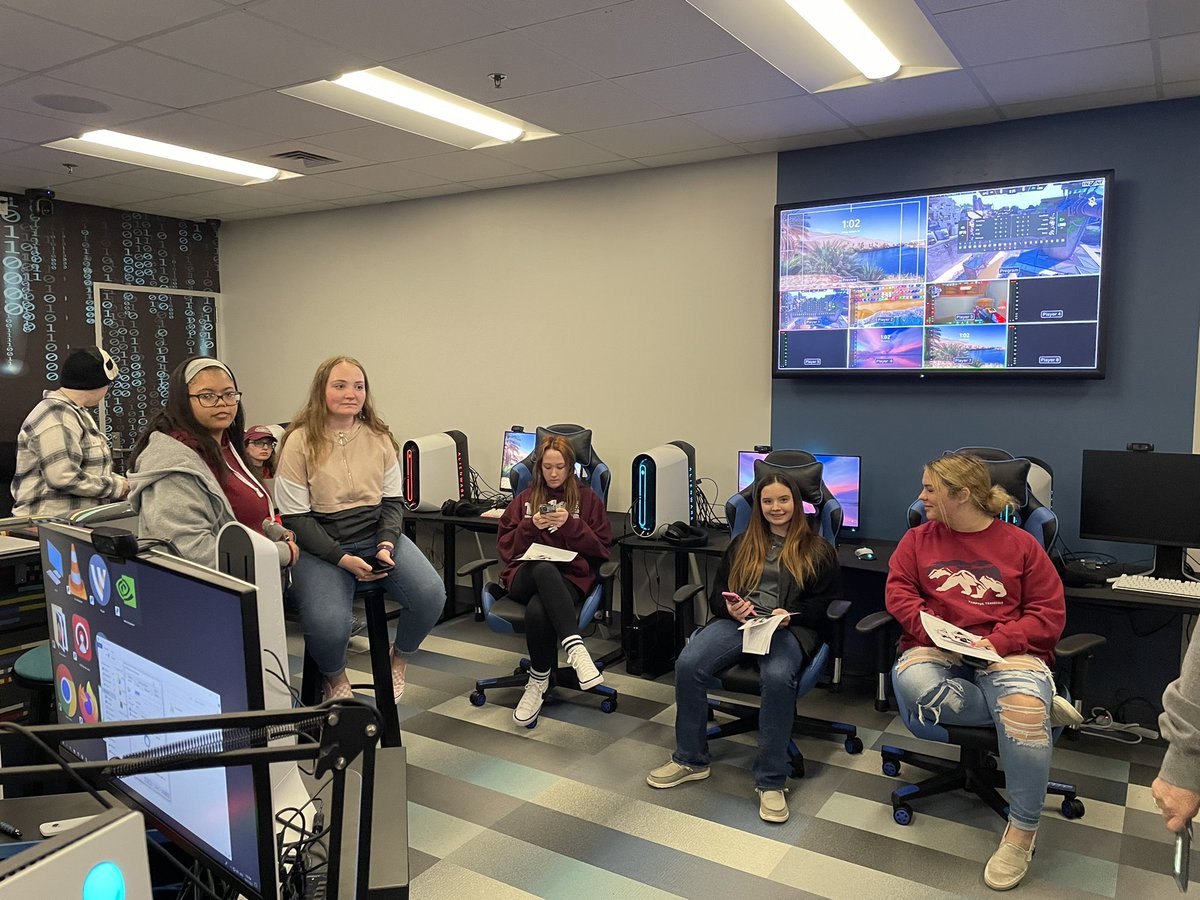 Claire Arbaugh tweet media