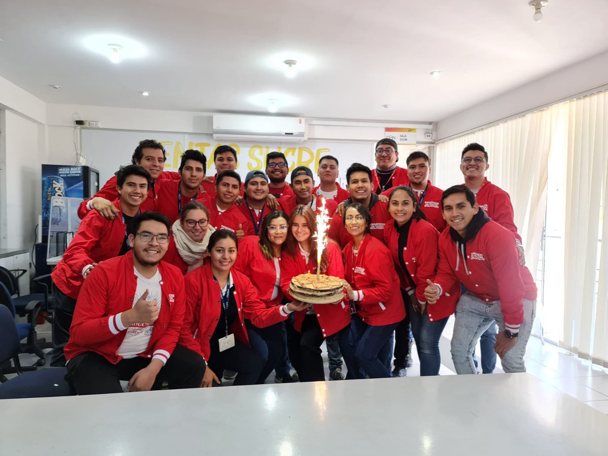 CBN_Bolivia's tweet photo. En CBN, celebramos nuestro aniversario 136. Estamos orgullosos de nuestra trayectoria y nuestra gente, que se compromete y genera valor creando un espacio laboral único.
¡Felicidades equipo CBN!
#136Años
#JuntosVamosPorMás
#OrgulloCBN https://t.co/VeQZFOpwmX