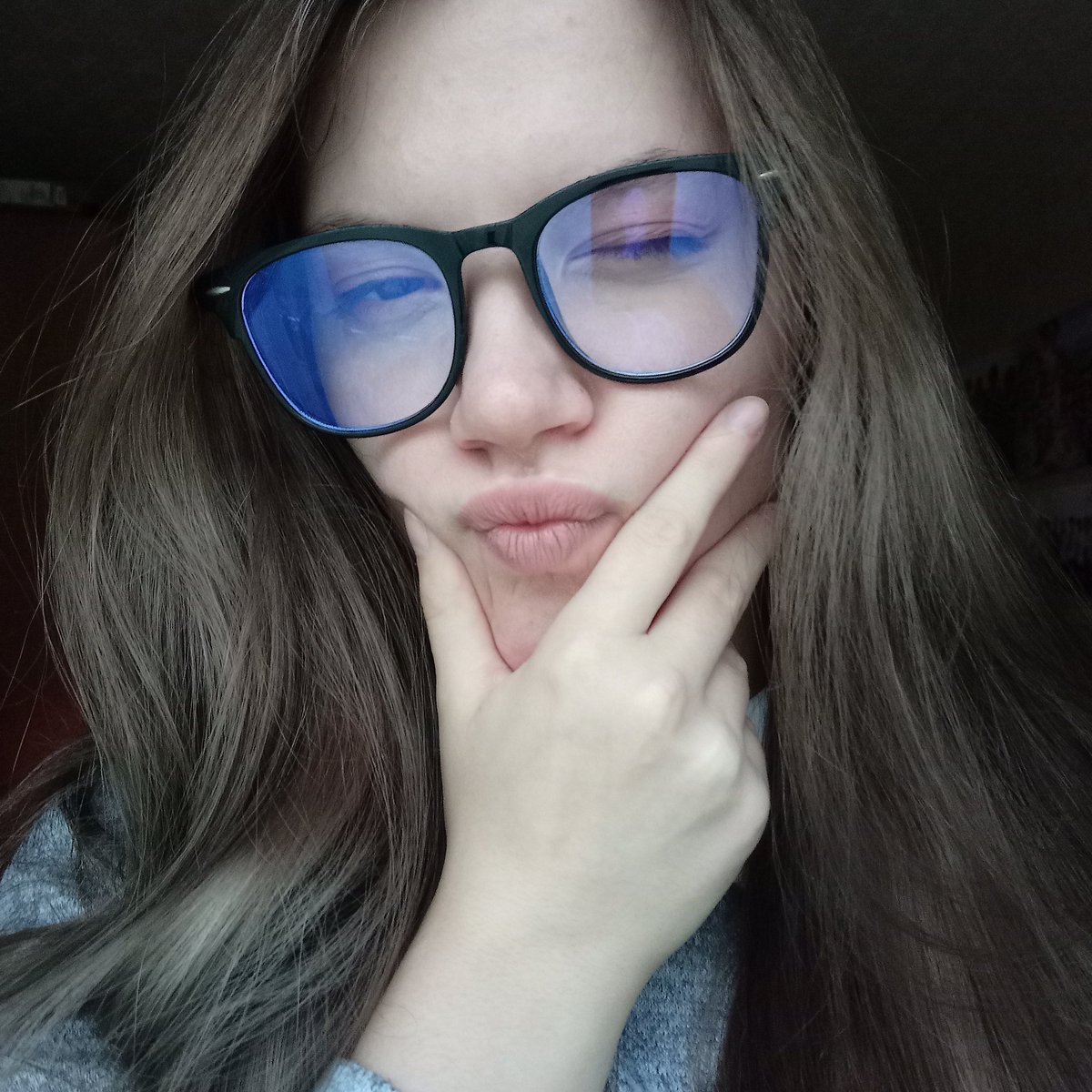 st_hxk's tweet photo. милашничаем 

#MOASelcaDay https://t.co/W9XpeumGgj