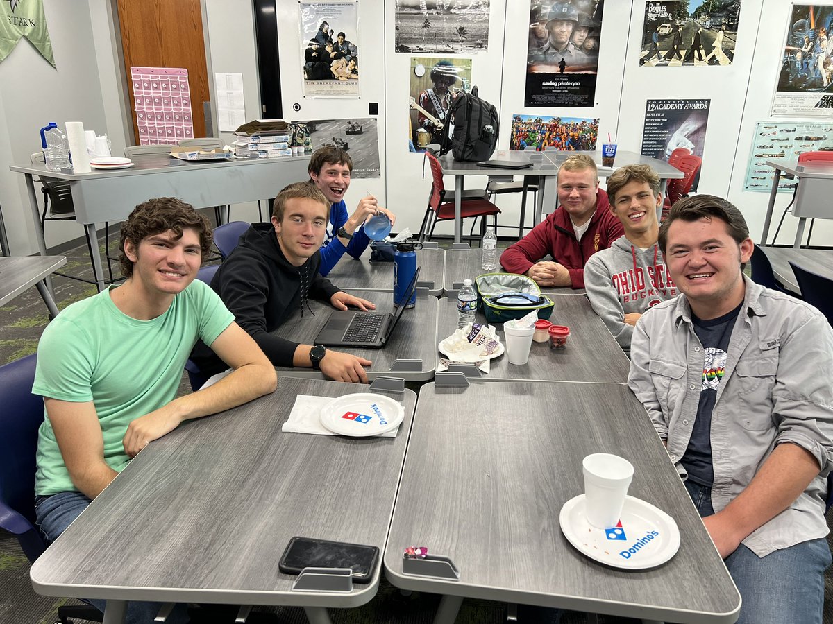 MrMcCoy_1's tweet photo. #SelfLESSselfies winner @EldenSchrembeck and his closest friends enjoying a #lunchdatewithMcCoy It was a time filled with good food, great company, and genuine laughter. Thank you for your kindness and spreading happiness! https://t.co/oP4XFNZmsw