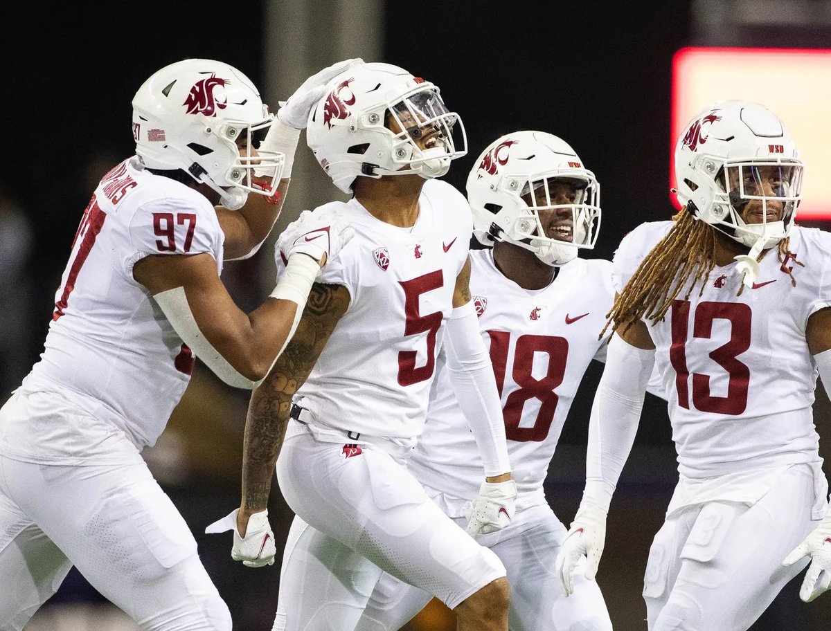 ishaandaniels3's tweet photo. After a great conversation with @CoachDickert I’m blessed to receive an offer to Washington State University @TFordFSP @CoachMcKinney20 @RealMG96 @BrandonHuffman @BellevueFB https://t.co/U0a4BGrkYy