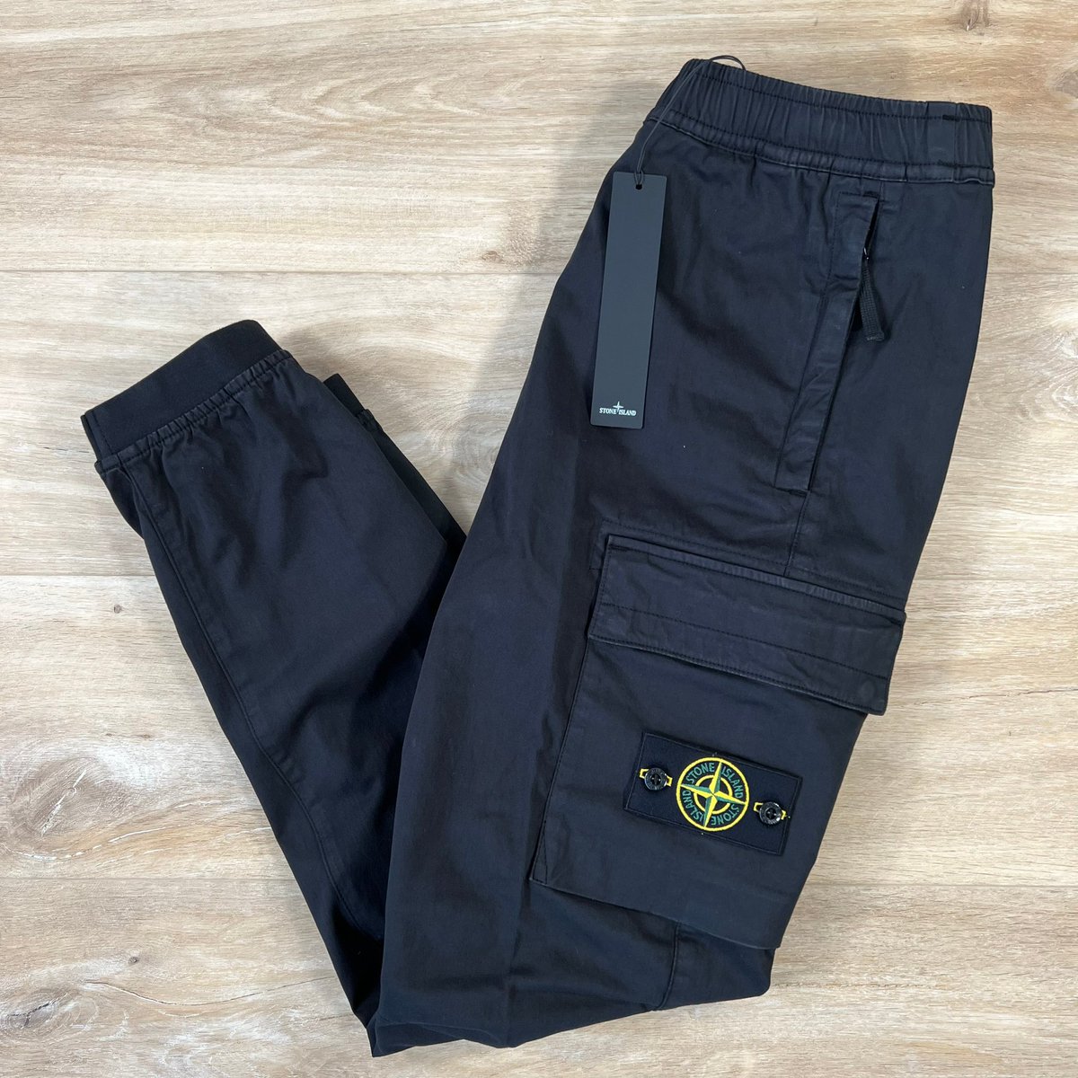 If Haaland scores first against Brighton, we’ll give away a pair of Stone Island cargos! 💙 Retweet & follow @LabelMenswear to enter