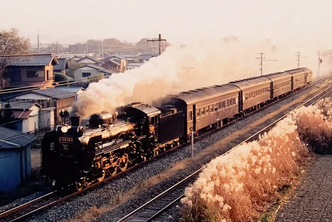 RT @c6217expressaki: 昔は国道140号の立体交差からよく撮っていました