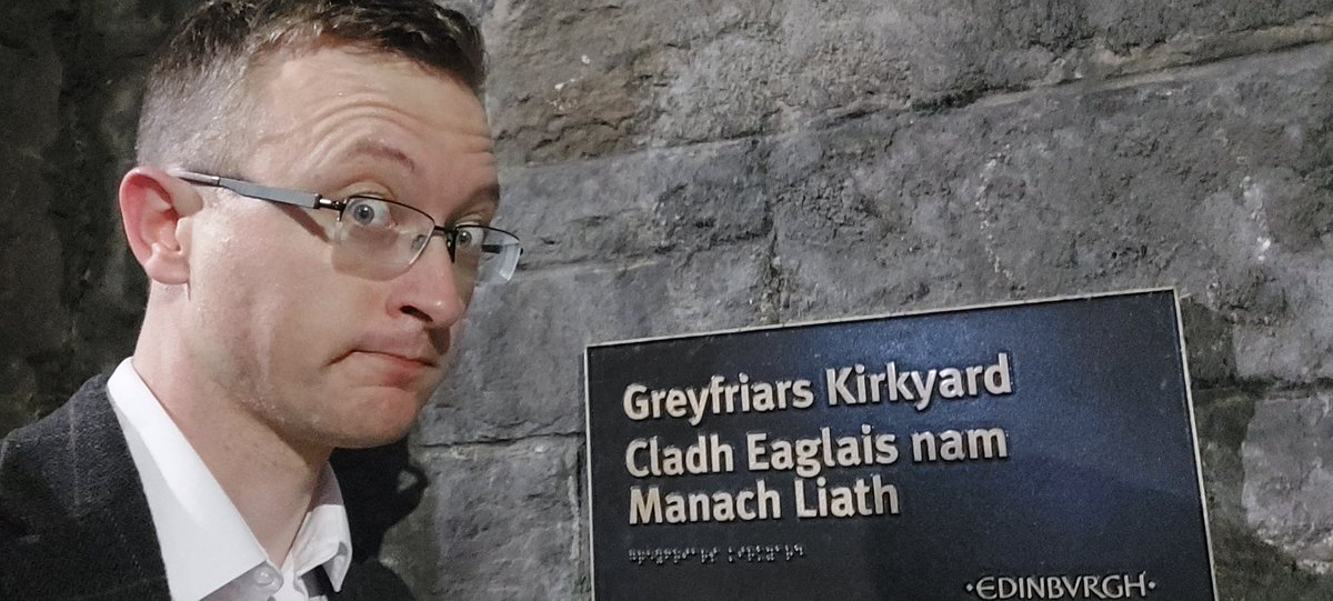 foreignfieldlhg's tweet photo. Got to walk the ground! Our man in Scotland @KyleGHistory has taken a break from combing through the notes of some secret agent or other, to explore the Greyfriars Kirkyard and its Mortsafes, at night!#BodySnatching #History #Research https://t.co/addXGmgt31